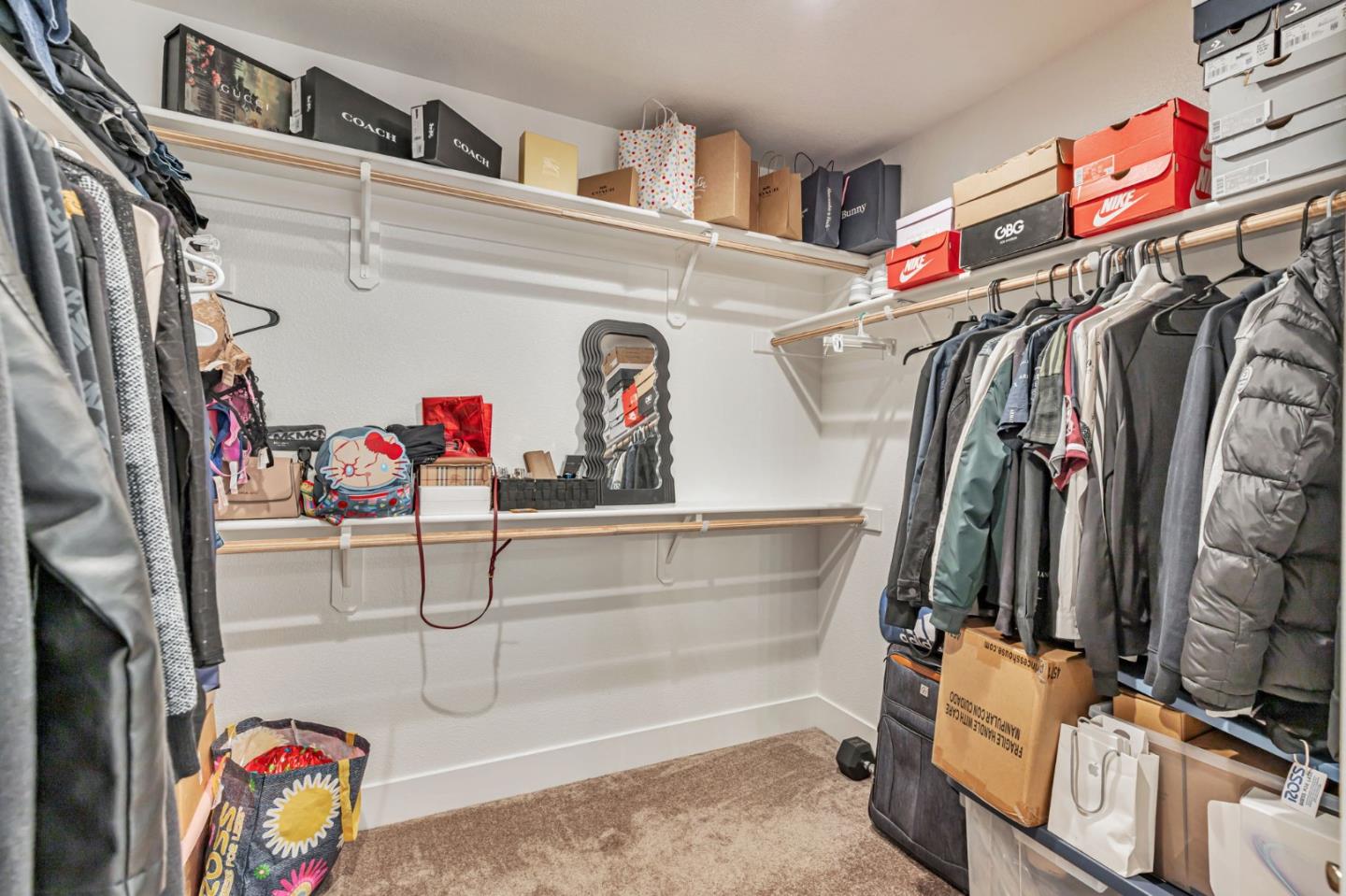 Detail Gallery Image 21 of 40 For 1180 Cherry Peak Way, Hollister,  CA 95023 - 3 Beds | 2/1 Baths