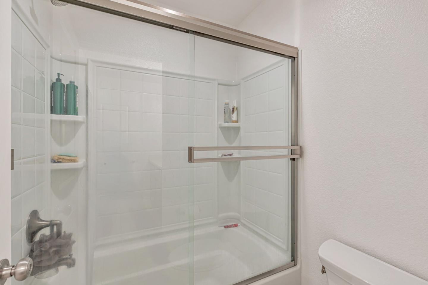 Detail Gallery Image 24 of 40 For 1180 Cherry Peak Way, Hollister,  CA 95023 - 3 Beds | 2/1 Baths
