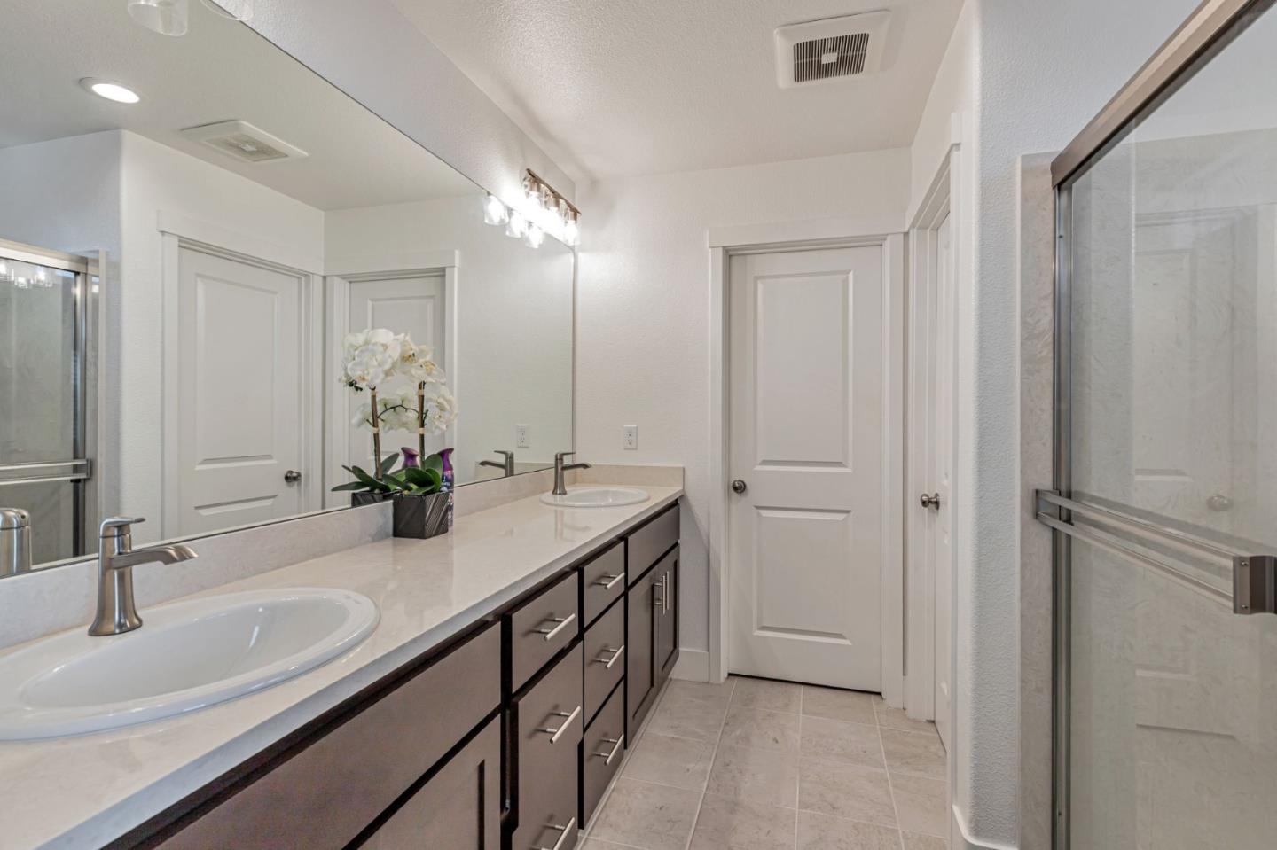 Detail Gallery Image 25 of 40 For 1180 Cherry Peak Way, Hollister,  CA 95023 - 3 Beds | 2/1 Baths