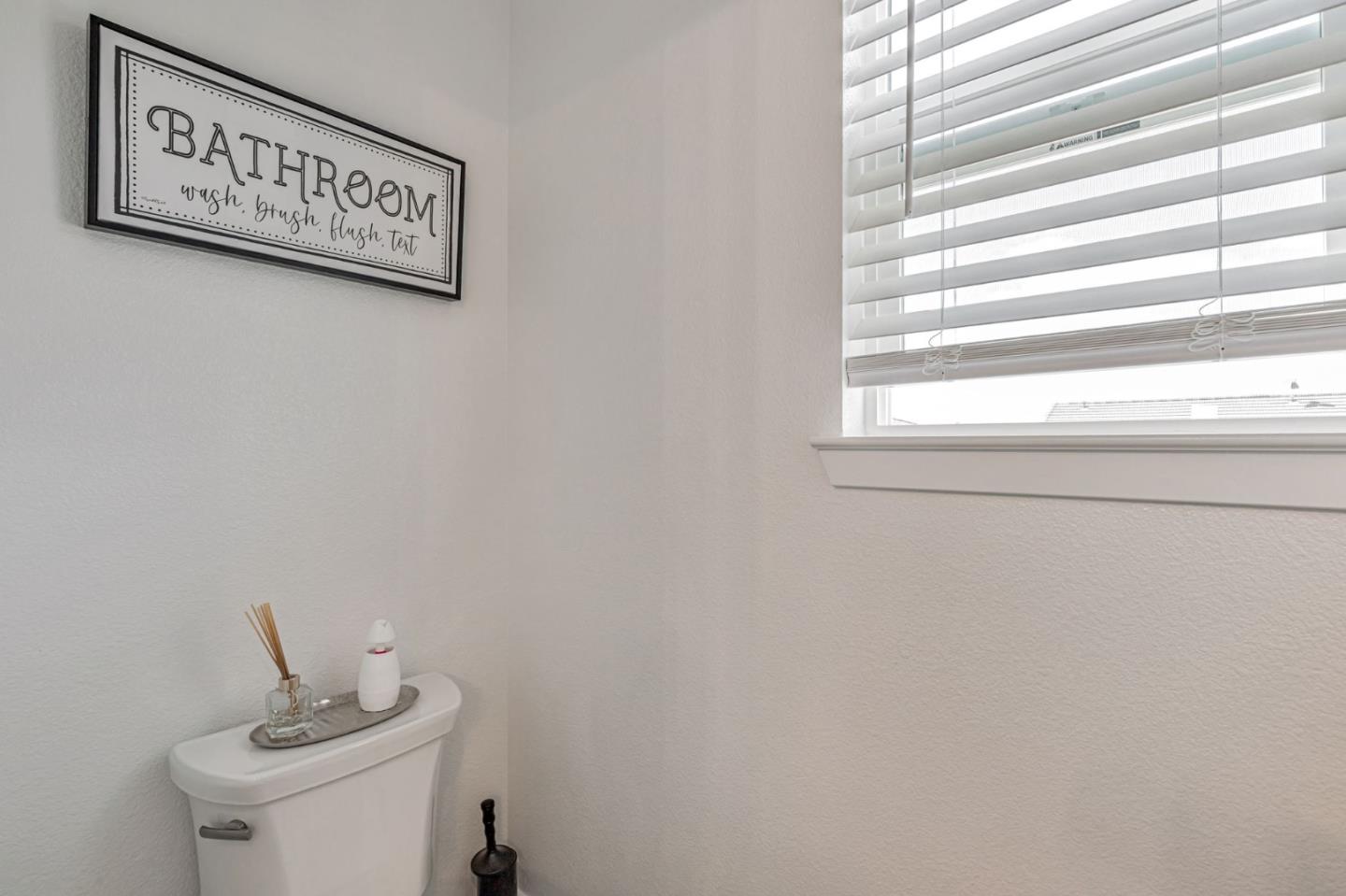 Detail Gallery Image 26 of 40 For 1180 Cherry Peak Way, Hollister,  CA 95023 - 3 Beds | 2/1 Baths