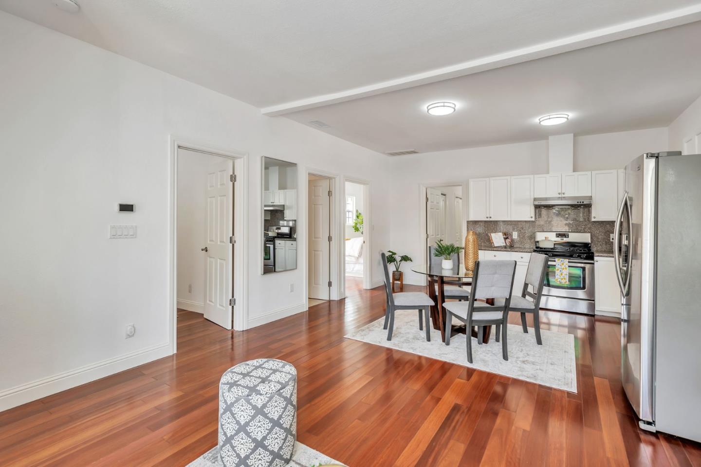 Detail Gallery Image 10 of 40 For 119 N Claremont St, San Mateo,  CA 94401 - 3 Beds | 2/2 Baths