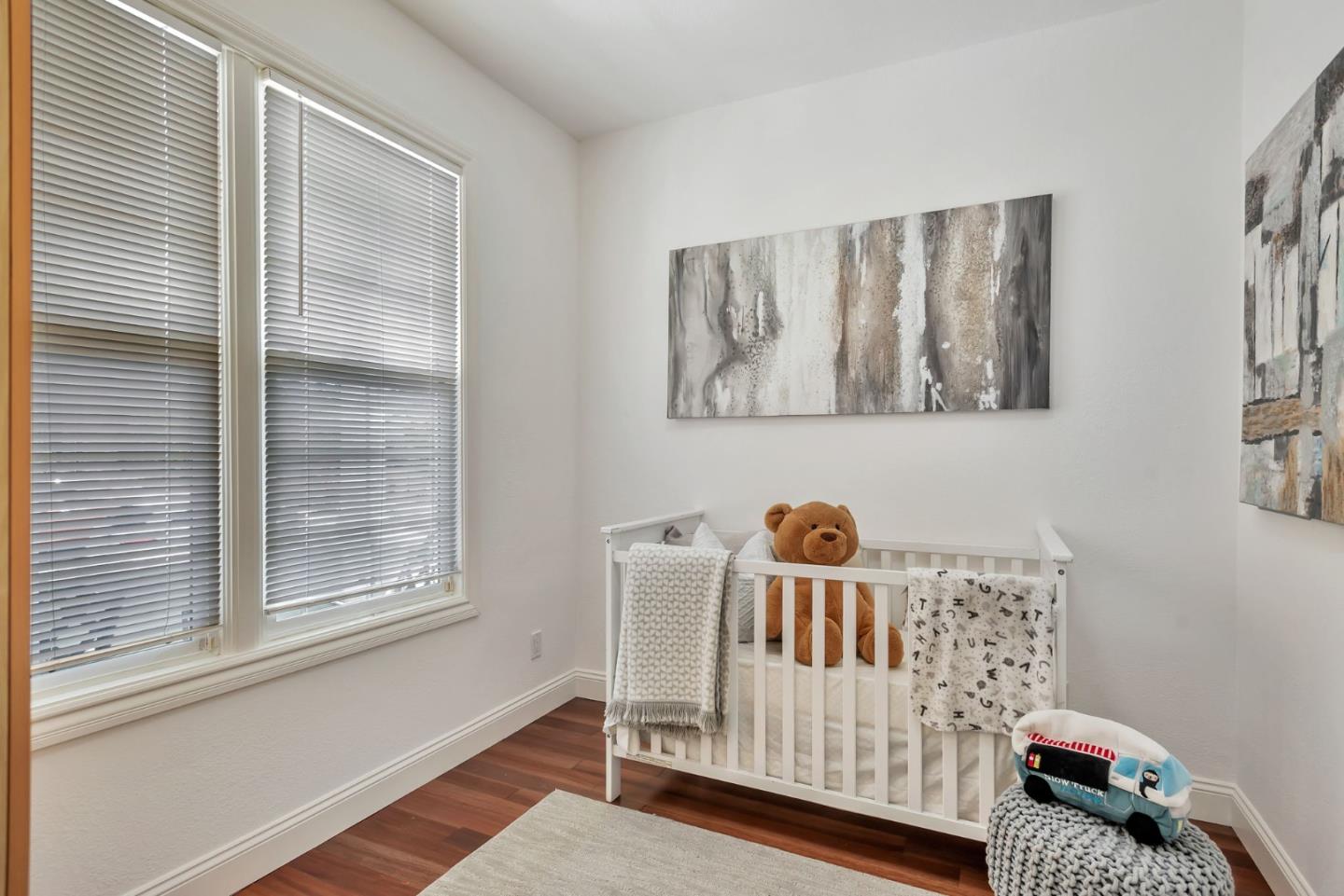 Detail Gallery Image 18 of 40 For 119 N Claremont St, San Mateo,  CA 94401 - 3 Beds | 2/2 Baths
