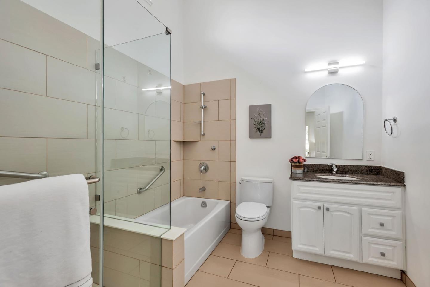 Detail Gallery Image 26 of 40 For 119 N Claremont St, San Mateo,  CA 94401 - 3 Beds | 2/2 Baths