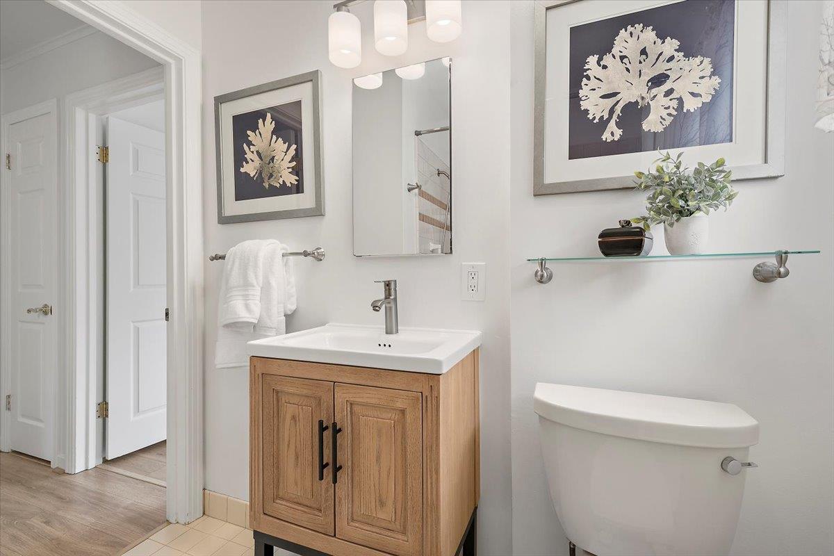 Detail Gallery Image 9 of 21 For 227 Poinsettia Ave, San Mateo,  CA 94403 - 3 Beds | 1 Baths