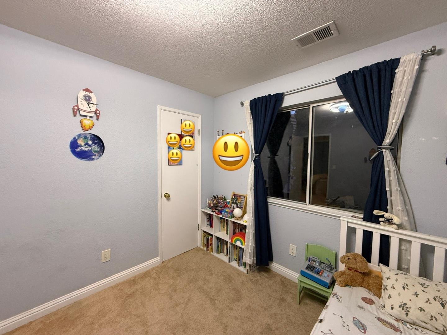Detail Gallery Image 8 of 21 For 1563 Four Oaks Rd, San Jose,  CA 95131 - 4 Beds | 2/1 Baths