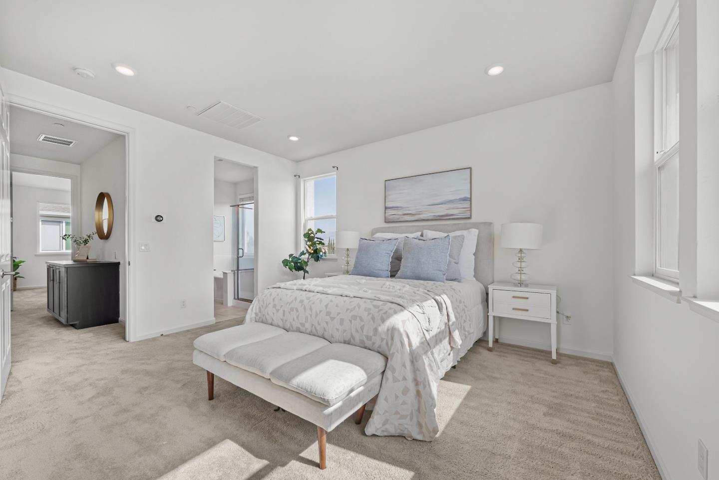 Detail Gallery Image 14 of 37 For 1660 Solari Pl, San Jose,  CA 95131 - 4 Beds | 3/1 Baths