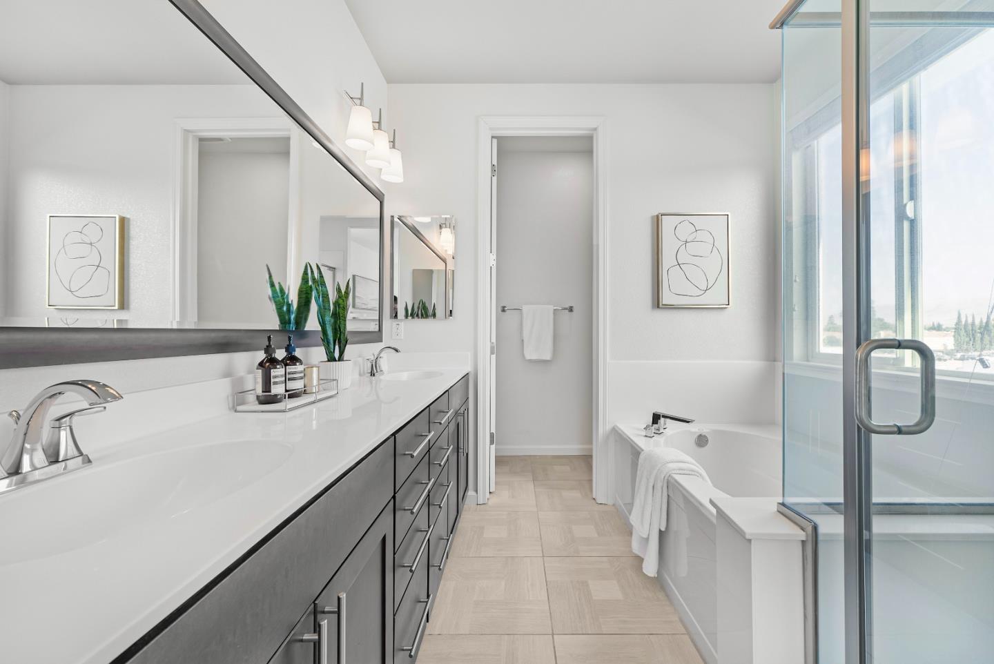 Detail Gallery Image 18 of 37 For 1660 Solari Pl, San Jose,  CA 95131 - 4 Beds | 3/1 Baths