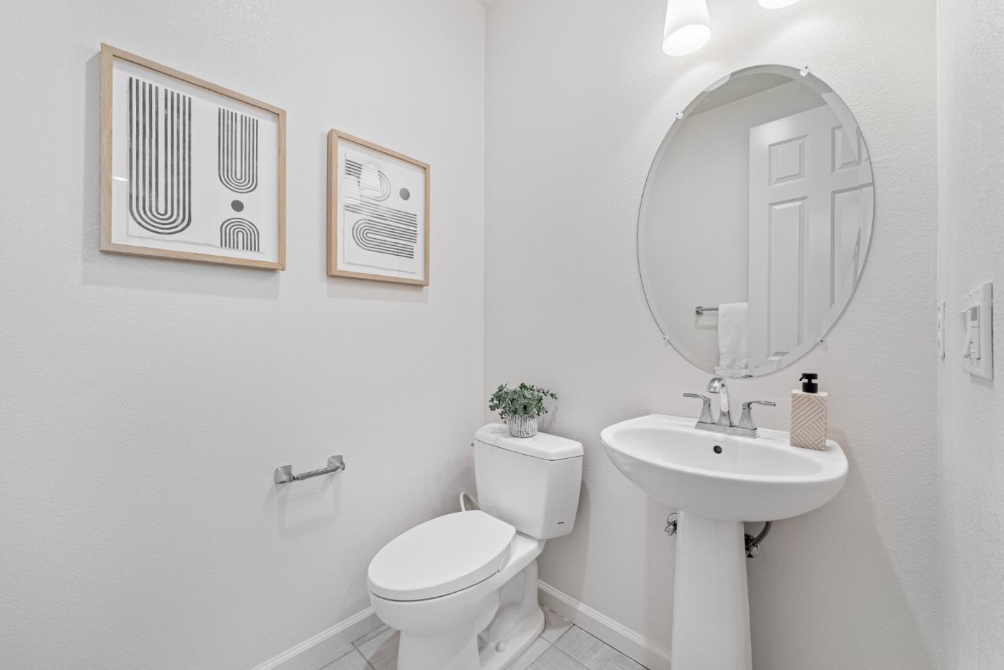 Detail Gallery Image 31 of 37 For 1660 Solari Pl, San Jose,  CA 95131 - 4 Beds | 3/1 Baths