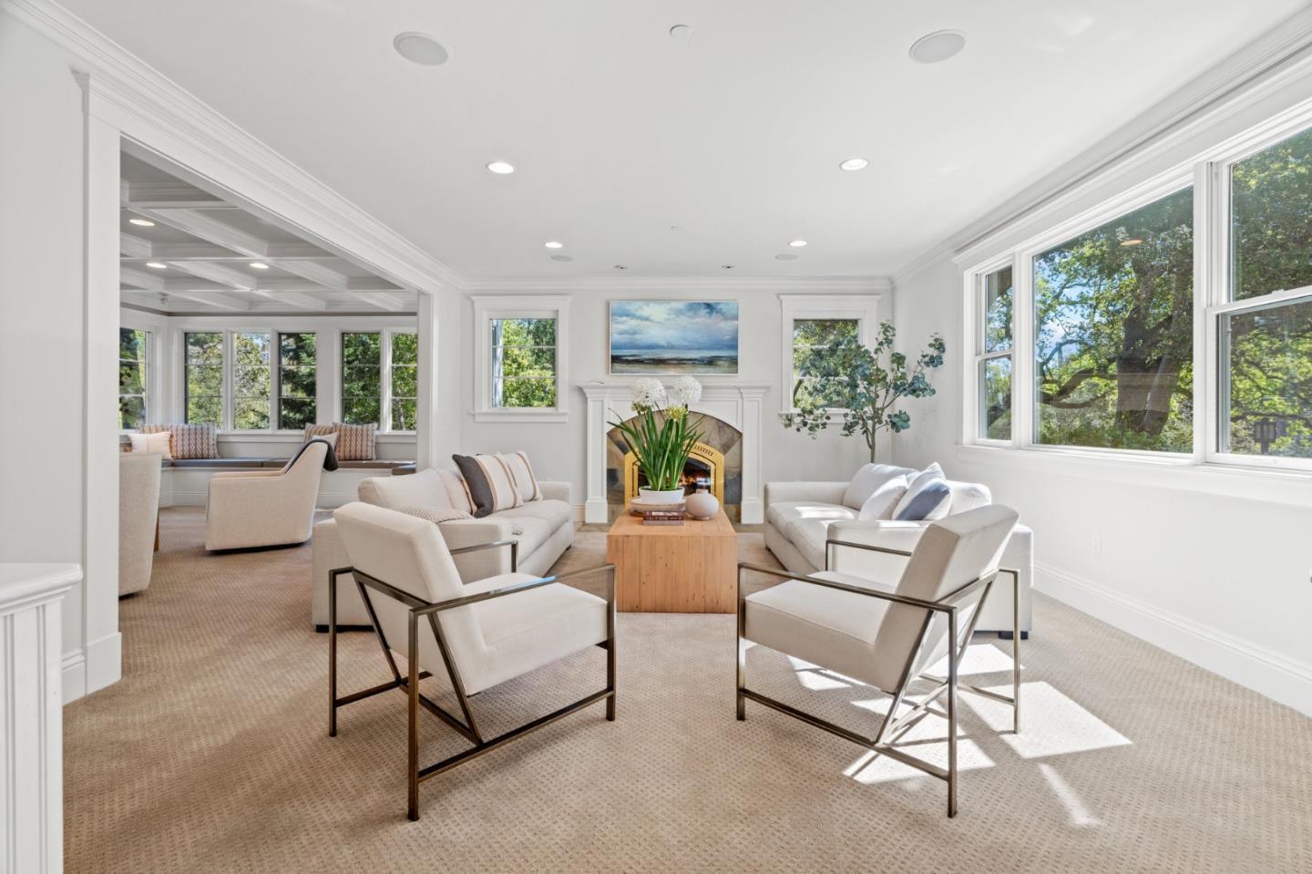 Detail Gallery Image 12 of 70 For 16420 S Kennedy Rd, Los Gatos,  CA 95030 - 7 Beds | 5/2 Baths