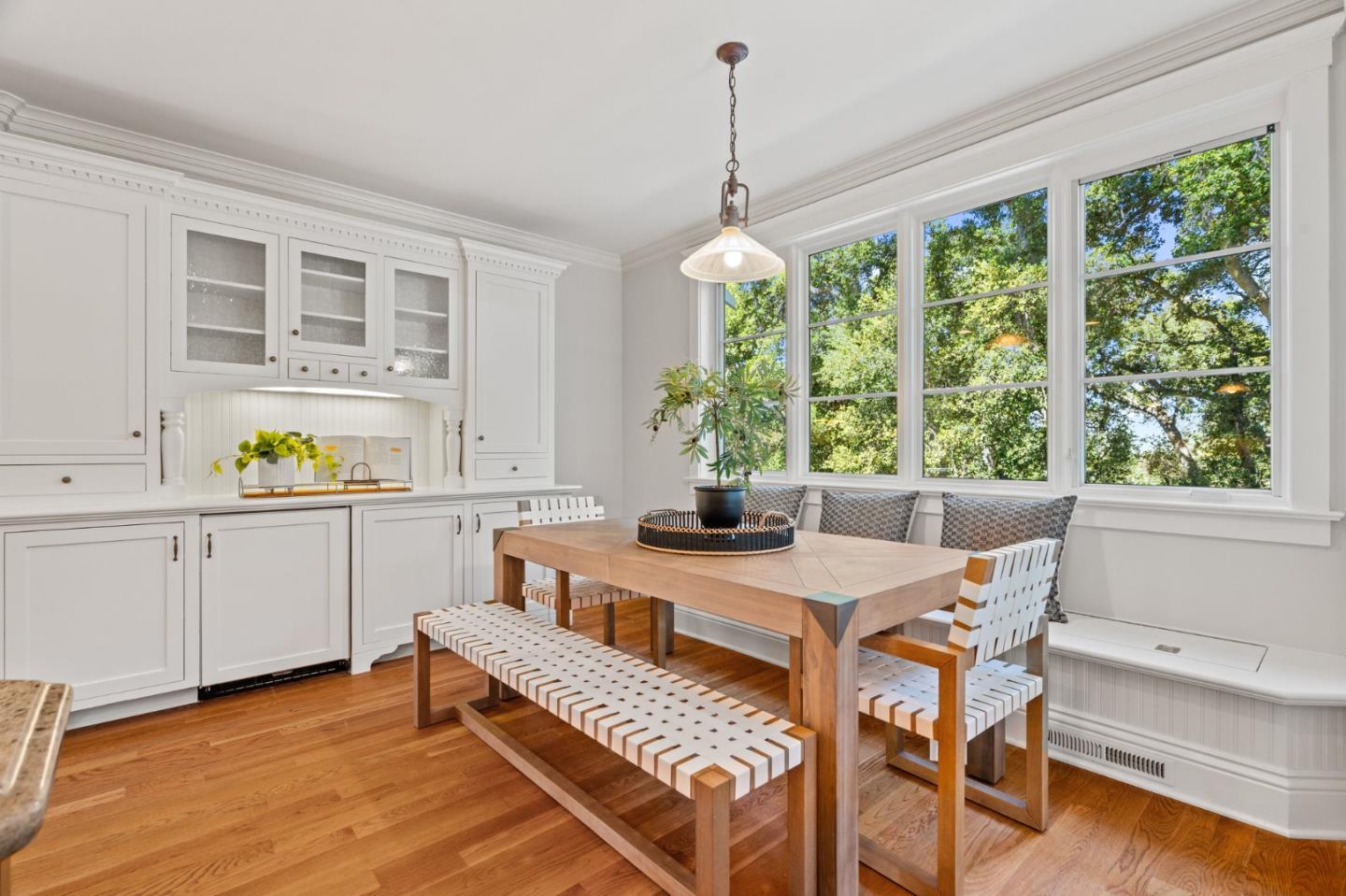 Detail Gallery Image 22 of 70 For 16420 S Kennedy Rd, Los Gatos,  CA 95030 - 7 Beds | 5/2 Baths