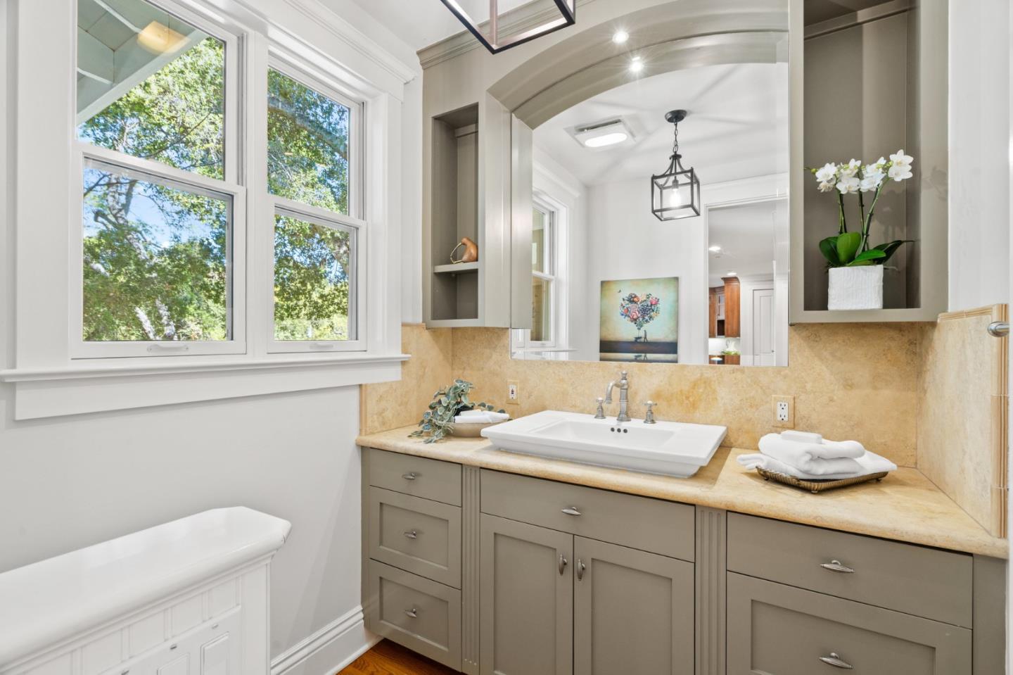 Detail Gallery Image 25 of 70 For 16420 S Kennedy Rd, Los Gatos,  CA 95030 - 7 Beds | 5/2 Baths