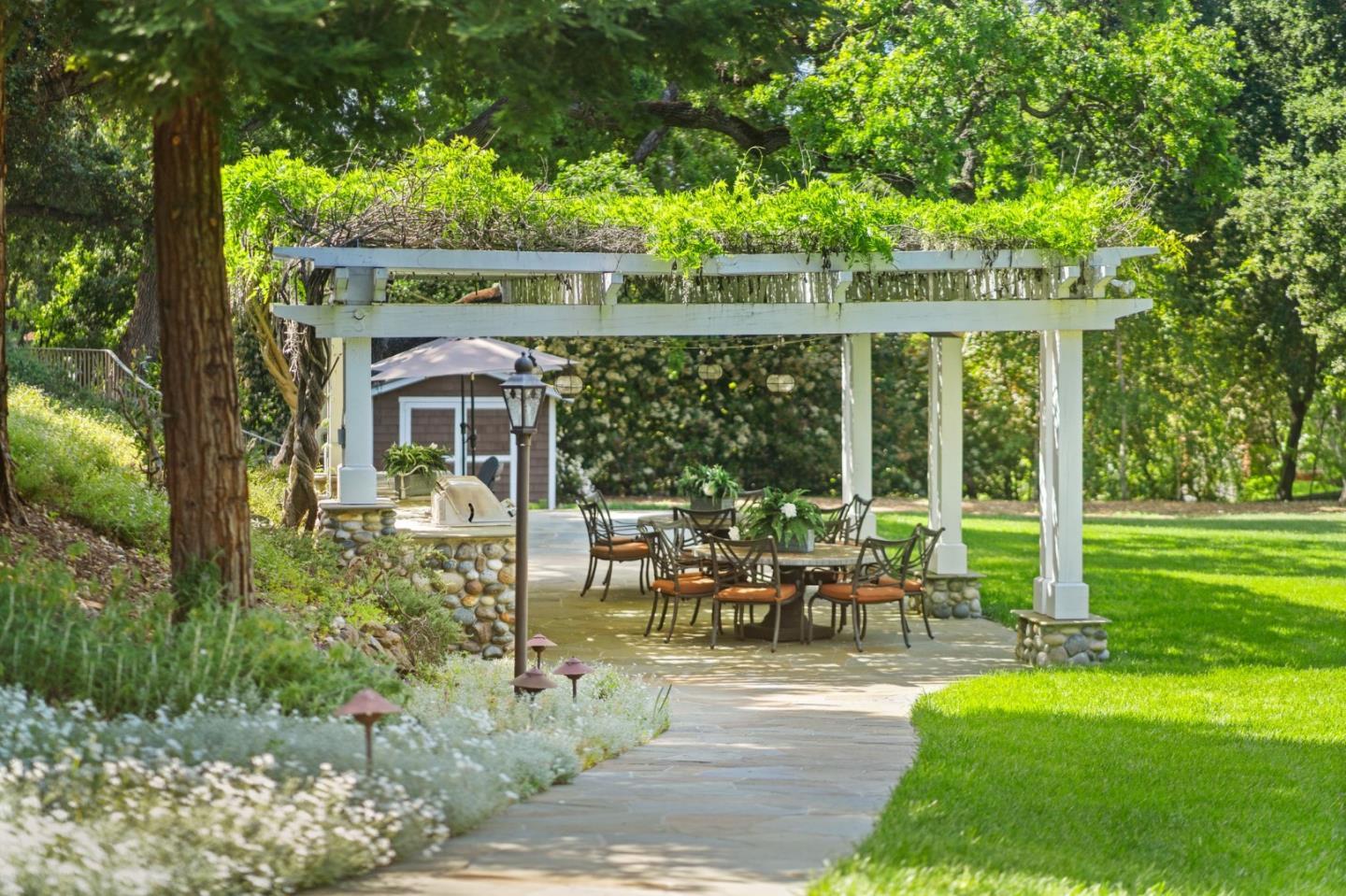 Detail Gallery Image 56 of 70 For 16420 S Kennedy Rd, Los Gatos,  CA 95030 - 7 Beds | 5/2 Baths