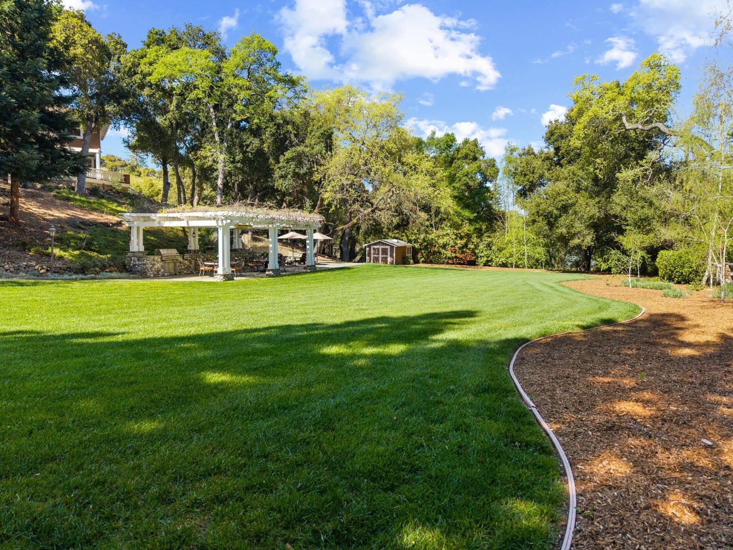 Detail Gallery Image 63 of 70 For 16420 S Kennedy Rd, Los Gatos,  CA 95030 - 7 Beds | 5/2 Baths