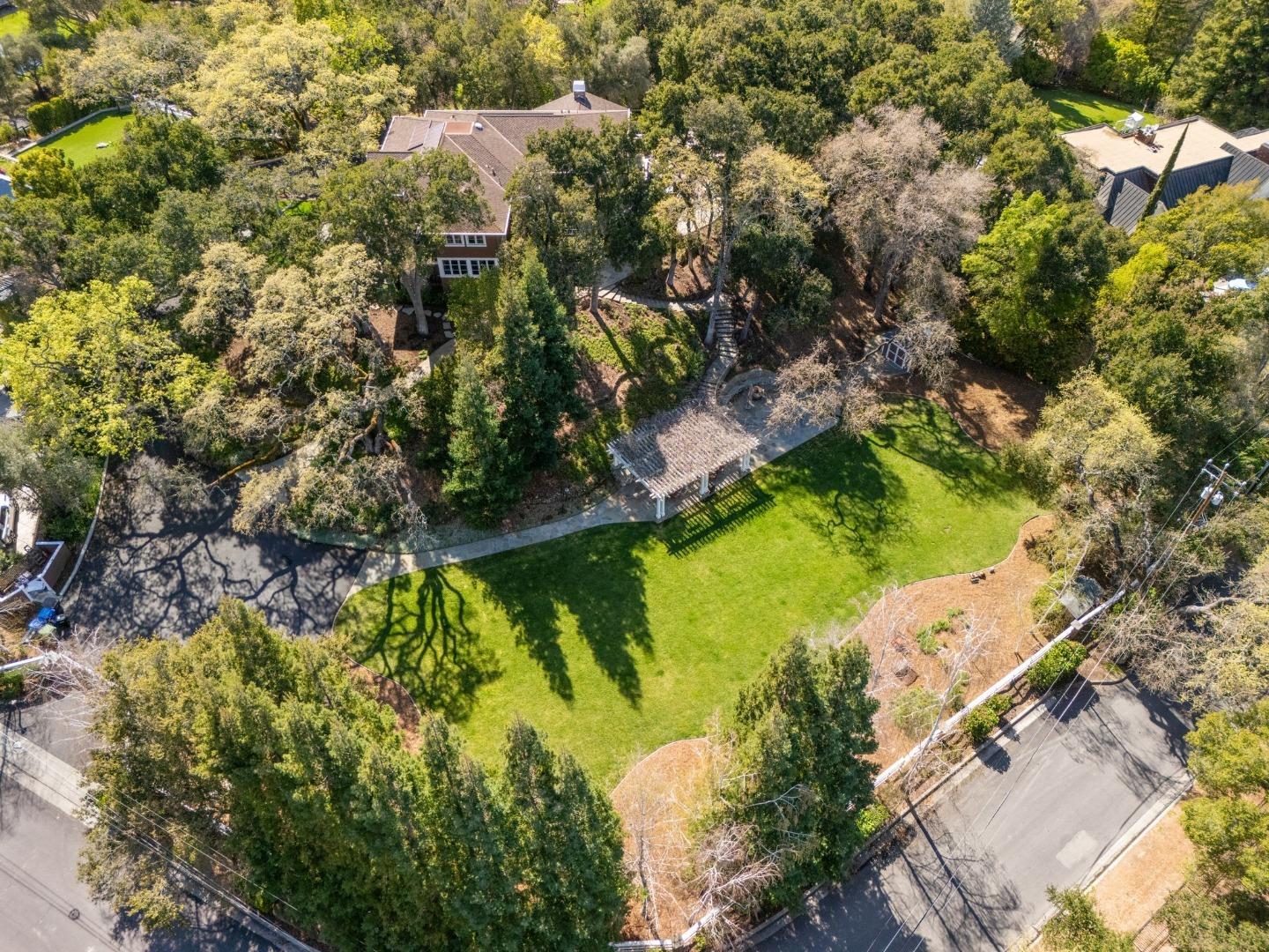 Detail Gallery Image 64 of 70 For 16420 S Kennedy Rd, Los Gatos,  CA 95030 - 7 Beds | 5/2 Baths