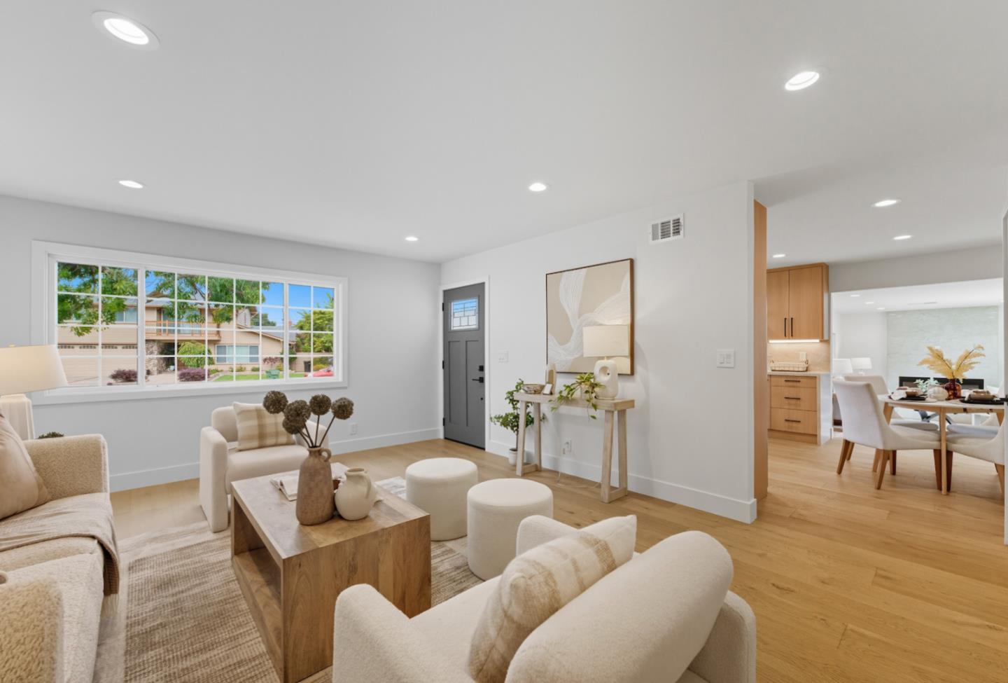 Detail Gallery Image 4 of 26 For 3392 Geneva Dr, Santa Clara,  CA 95051 - 3 Beds | 2 Baths