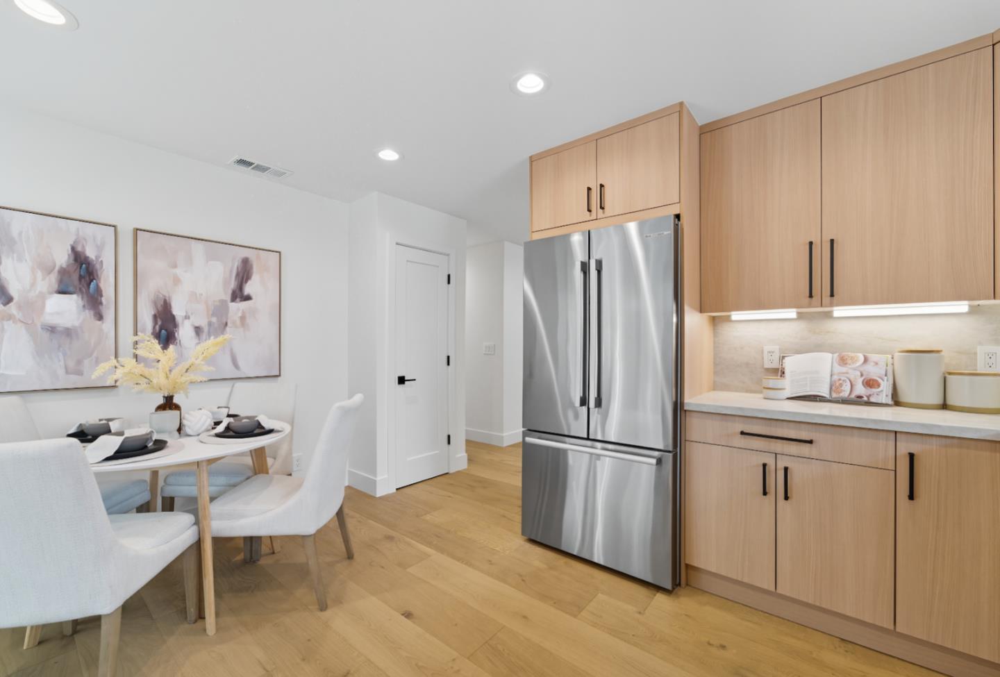 Detail Gallery Image 8 of 26 For 3392 Geneva Dr, Santa Clara,  CA 95051 - 3 Beds | 2 Baths