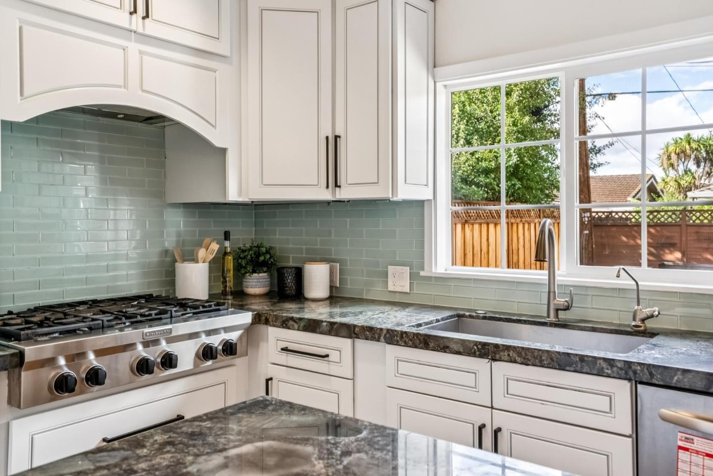 Detail Gallery Image 13 of 35 For 2149 Bohannon Dr, Santa Clara,  CA 95050 - 2 Beds | 1 Baths