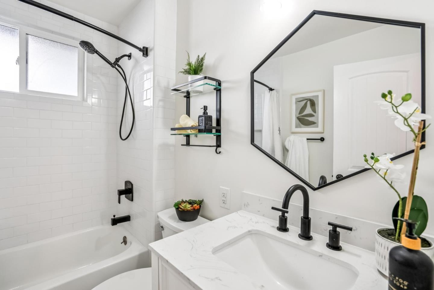 Detail Gallery Image 23 of 35 For 2149 Bohannon Dr, Santa Clara,  CA 95050 - 2 Beds | 1 Baths