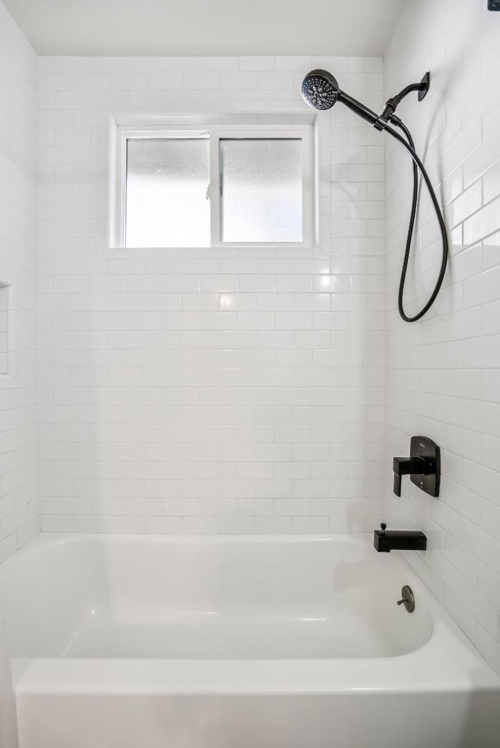 Detail Gallery Image 25 of 35 For 2149 Bohannon Dr, Santa Clara,  CA 95050 - 2 Beds | 1 Baths