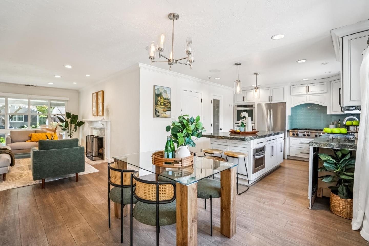 Detail Gallery Image 6 of 35 For 2149 Bohannon Dr, Santa Clara,  CA 95050 - 2 Beds | 1 Baths