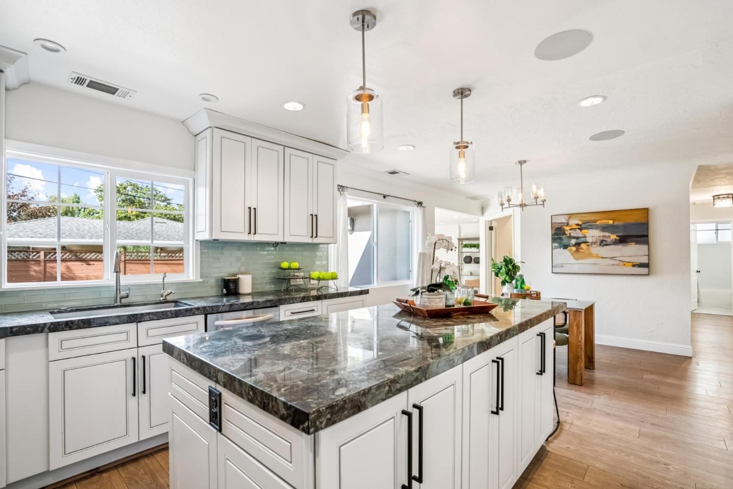 Detail Gallery Image 9 of 35 For 2149 Bohannon Dr, Santa Clara,  CA 95050 - 2 Beds | 1 Baths