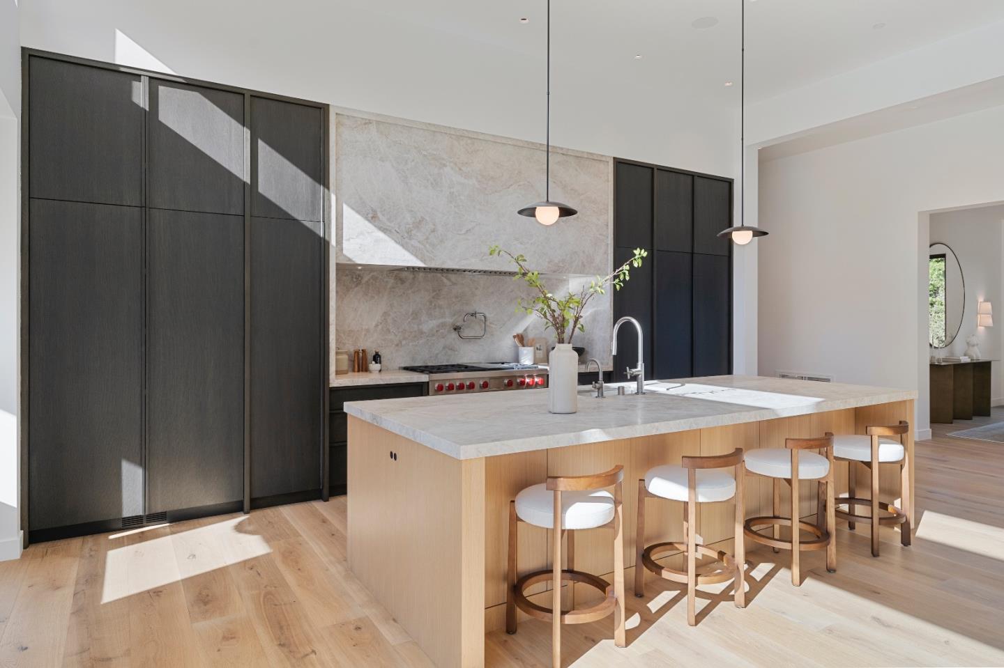 Detail Gallery Image 18 of 59 For 55 Del Monte Dr, Hillsborough,  CA 94010 - 5 Beds | 4/1 Baths