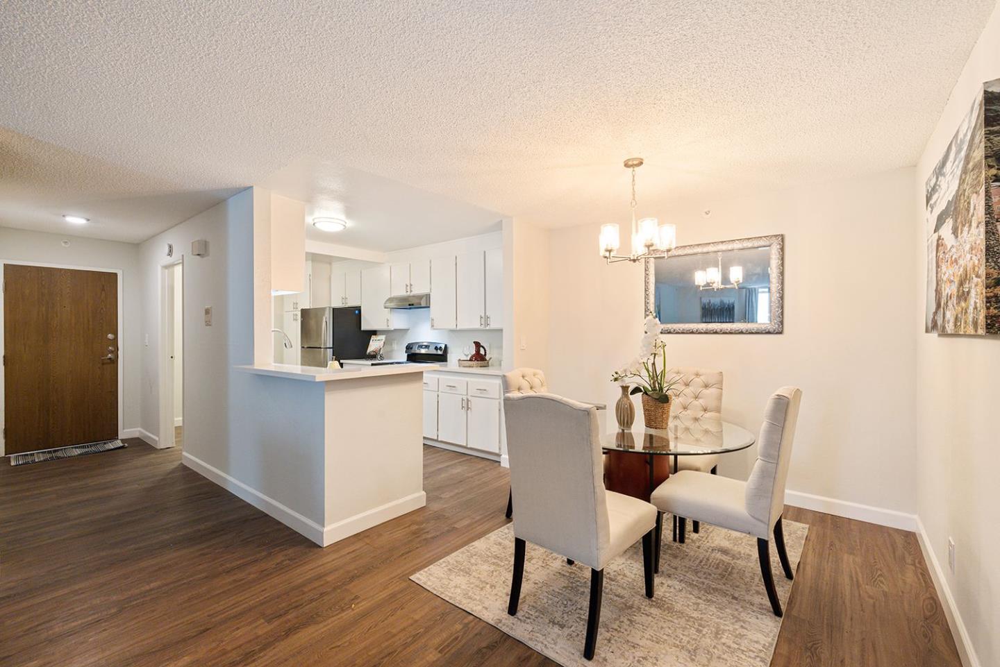 Detail Gallery Image 6 of 18 For 302 Philip Dr #109,  Daly City,  CA 94015 - 2 Beds | 2 Baths