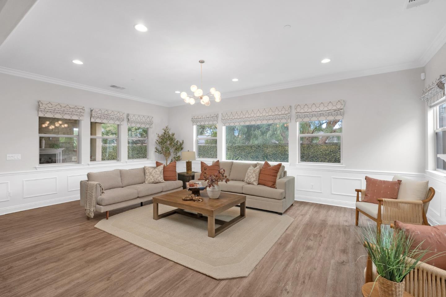 Detail Gallery Image 17 of 56 For 717 Juliann Way, Morgan Hill,  CA 95037 - 4 Beds | 4/1 Baths