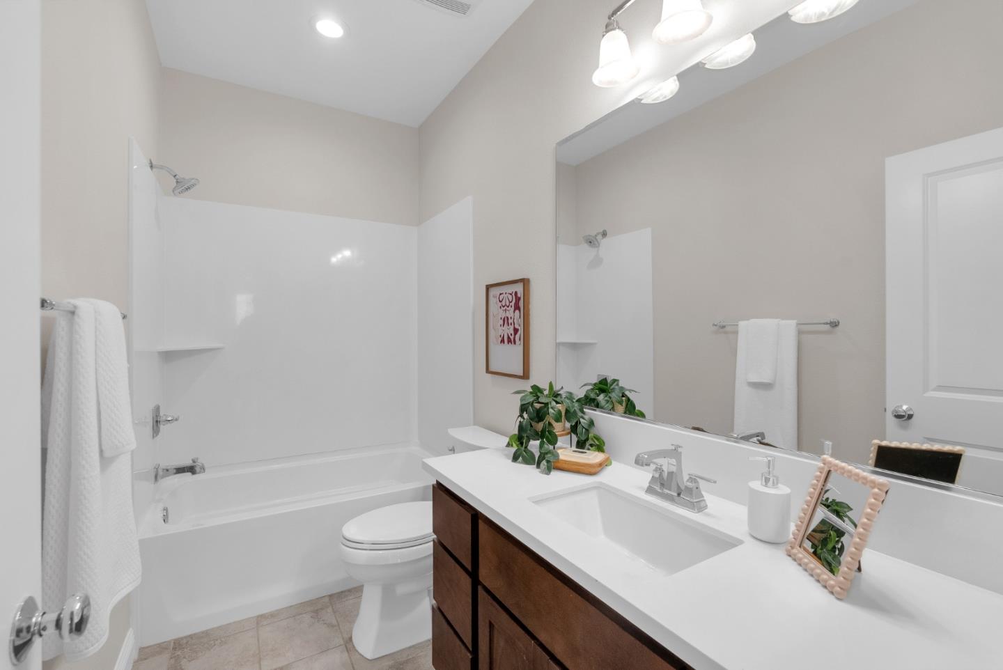Detail Gallery Image 41 of 56 For 717 Juliann Way, Morgan Hill,  CA 95037 - 4 Beds | 4/1 Baths