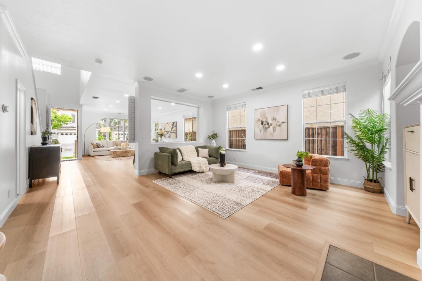 Detail Gallery Image 11 of 53 For 817 Pitkin Loop, San Jose,  CA 95125 - 4 Beds | 2/1 Baths