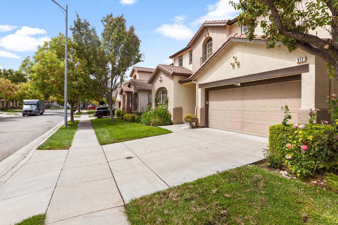 Detail Gallery Image 3 of 53 For 817 Pitkin Loop, San Jose,  CA 95125 - 4 Beds | 2/1 Baths