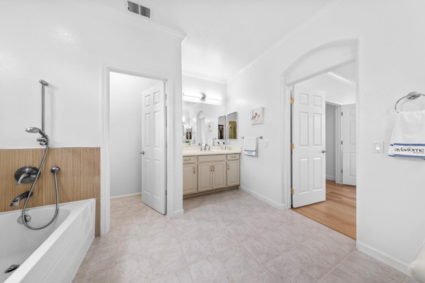 Detail Gallery Image 38 of 53 For 817 Pitkin Loop, San Jose,  CA 95125 - 4 Beds | 2/1 Baths