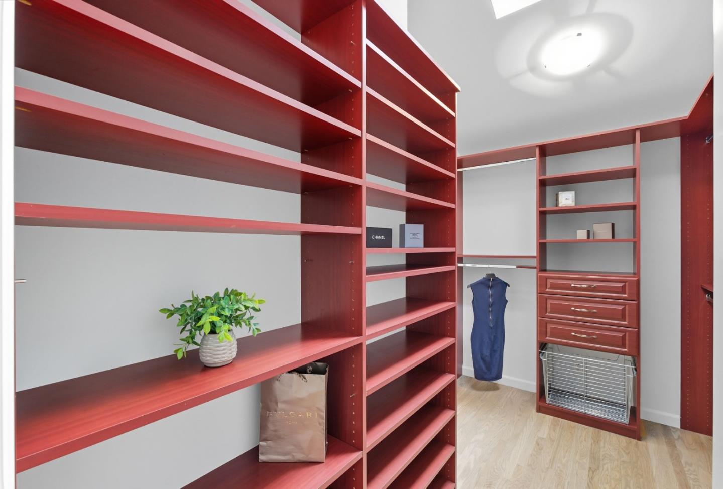 Detail Gallery Image 38 of 76 For 1660 Elmhurst Dr, Los Altos,  CA 94024 - 4 Beds | 2/1 Baths