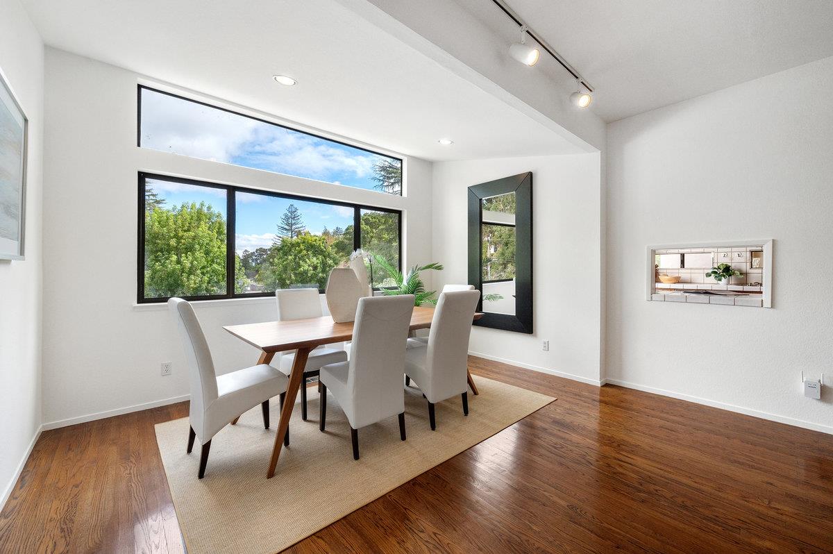 Detail Gallery Image 15 of 64 For 901 Laurelwood Dr, San Mateo,  CA 94403 - 3 Beds | 2/1 Baths