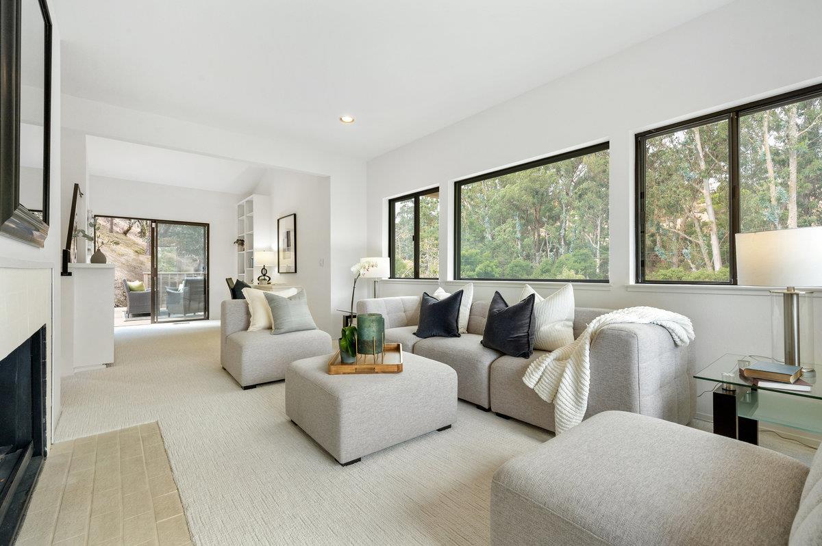 Detail Gallery Image 16 of 64 For 901 Laurelwood Dr, San Mateo,  CA 94403 - 3 Beds | 2/1 Baths