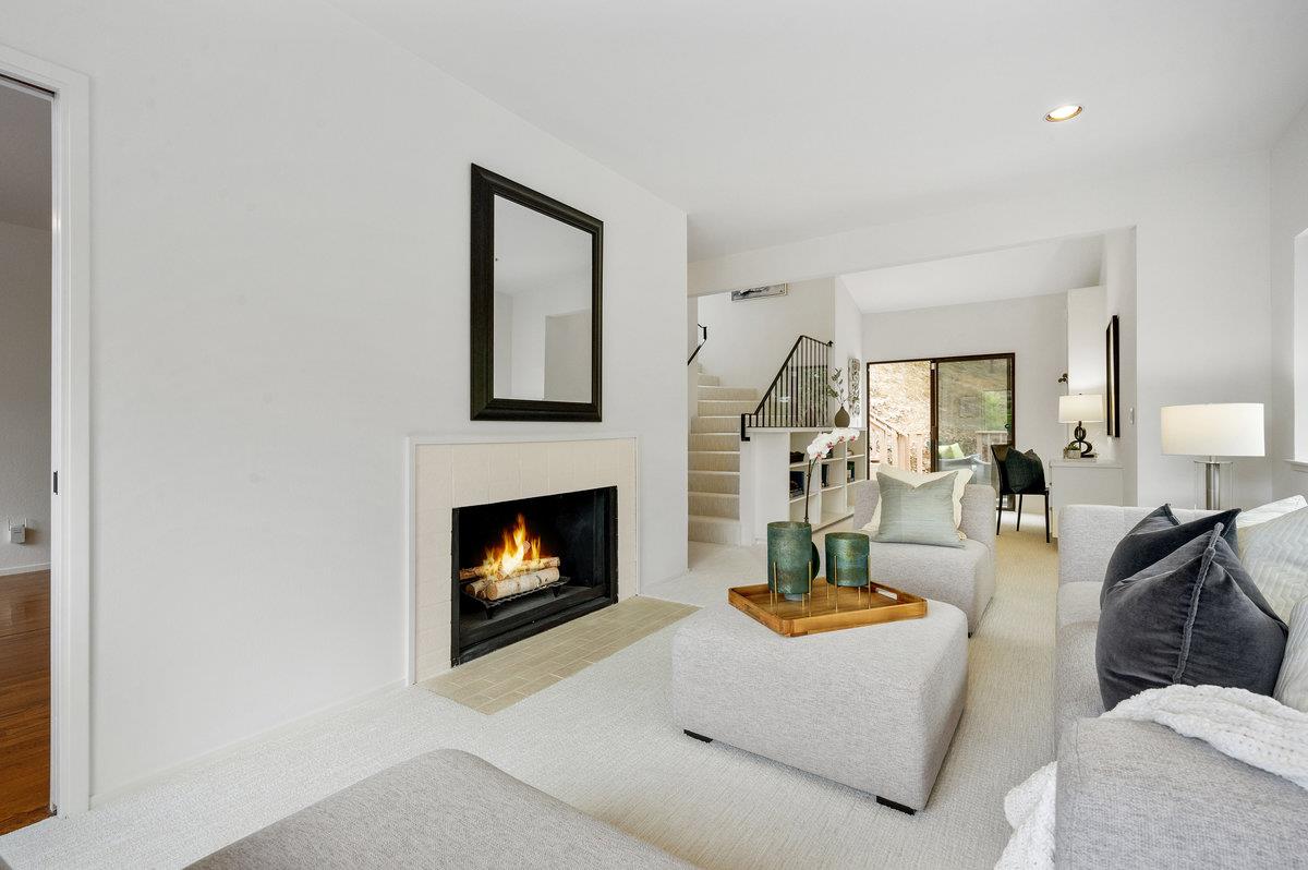 Detail Gallery Image 17 of 64 For 901 Laurelwood Dr, San Mateo,  CA 94403 - 3 Beds | 2/1 Baths