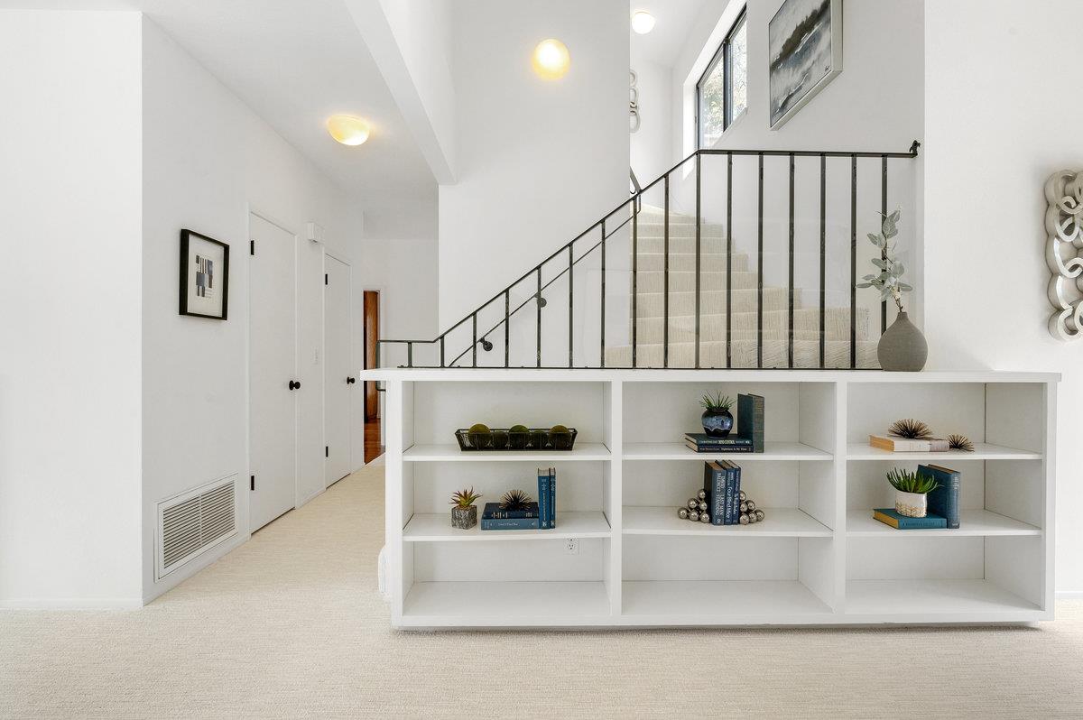 Detail Gallery Image 25 of 64 For 901 Laurelwood Dr, San Mateo,  CA 94403 - 3 Beds | 2/1 Baths