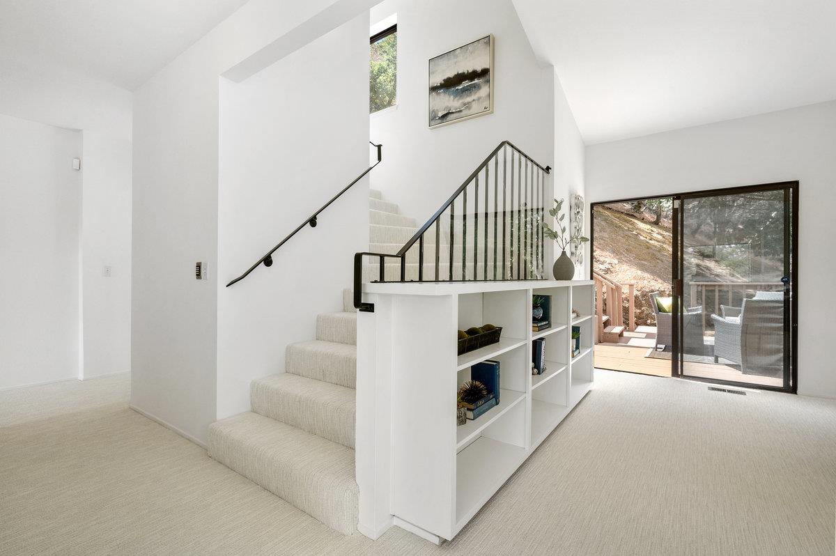 Detail Gallery Image 26 of 64 For 901 Laurelwood Dr, San Mateo,  CA 94403 - 3 Beds | 2/1 Baths