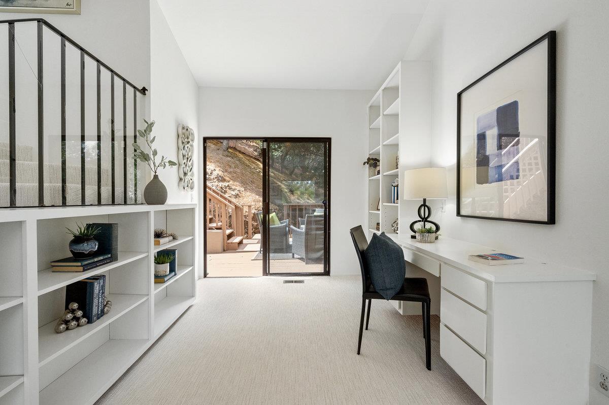 Detail Gallery Image 27 of 64 For 901 Laurelwood Dr, San Mateo,  CA 94403 - 3 Beds | 2/1 Baths