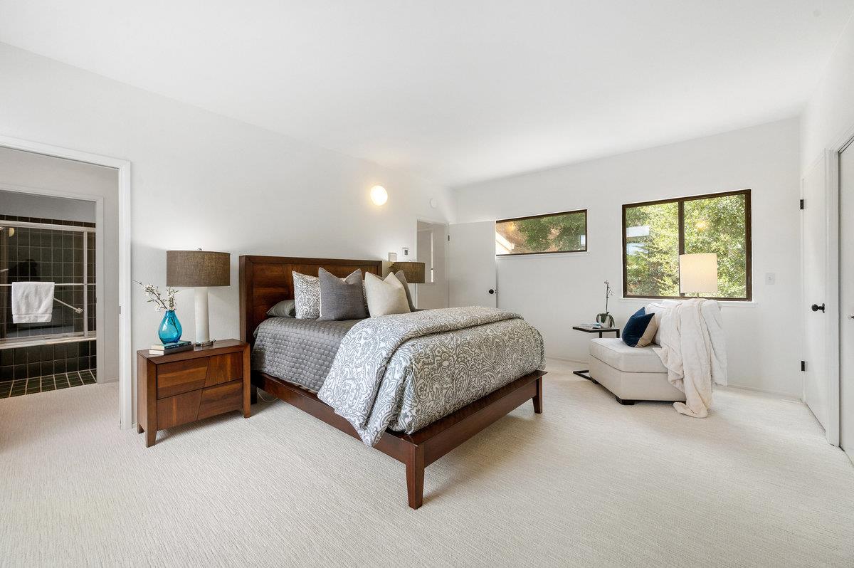 Detail Gallery Image 30 of 64 For 901 Laurelwood Dr, San Mateo,  CA 94403 - 3 Beds | 2/1 Baths
