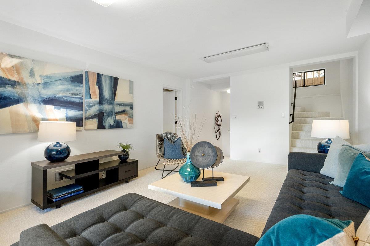 Detail Gallery Image 4 of 64 For 901 Laurelwood Dr, San Mateo,  CA 94403 - 3 Beds | 2/1 Baths