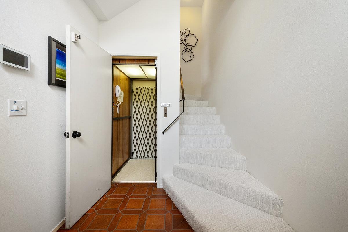 Detail Gallery Image 42 of 64 For 901 Laurelwood Dr, San Mateo,  CA 94403 - 3 Beds | 2/1 Baths