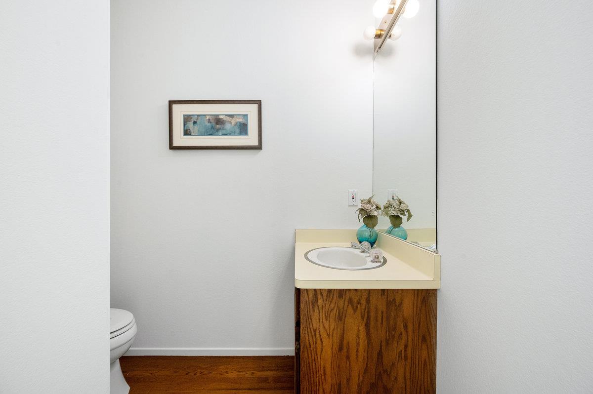 Detail Gallery Image 43 of 64 For 901 Laurelwood Dr, San Mateo,  CA 94403 - 3 Beds | 2/1 Baths