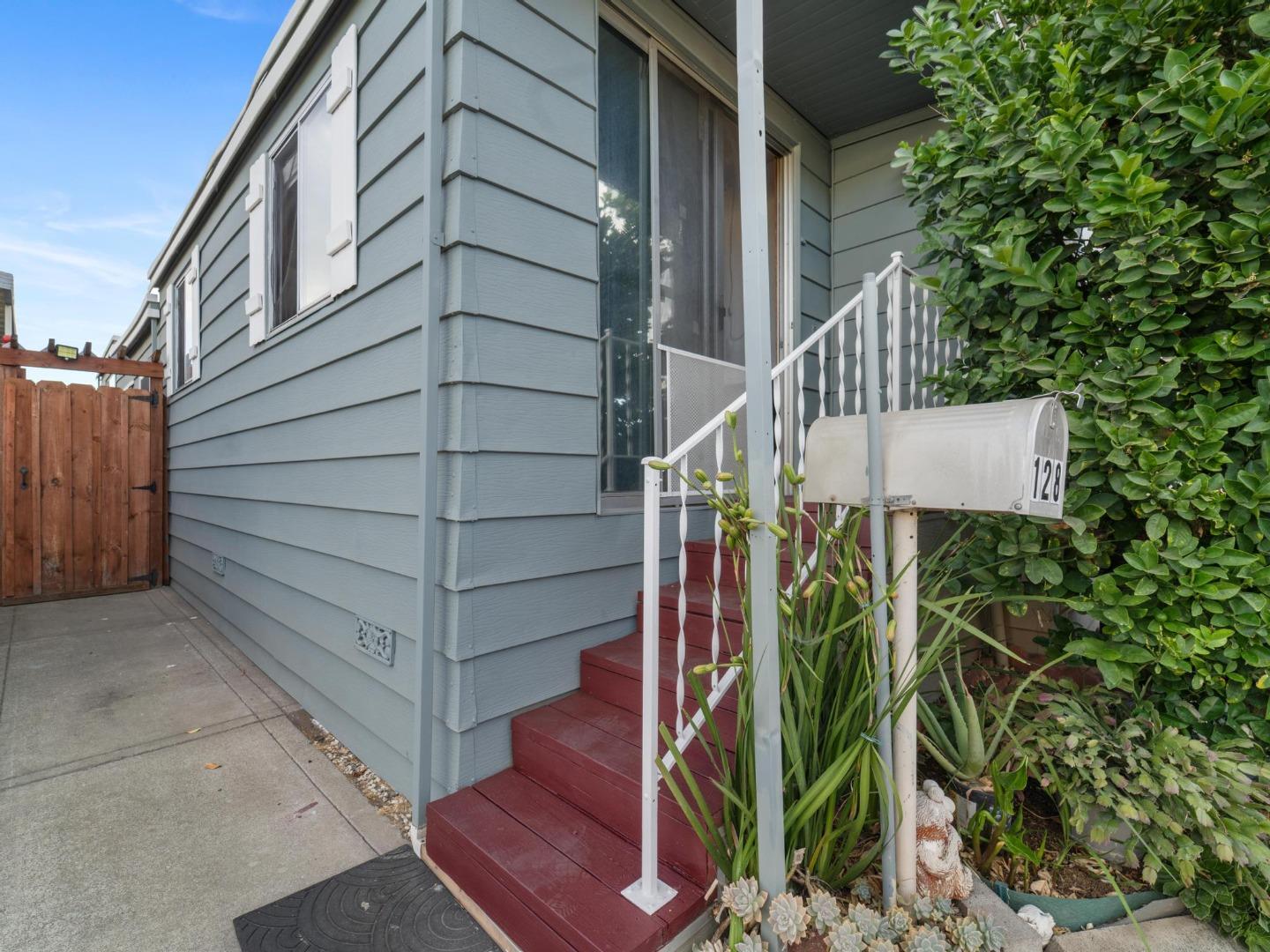 Detail Gallery Image 5 of 22 For 2150 Monterey Rd #128,  San Jose,  CA 95112 - 1 Beds | 1 Baths