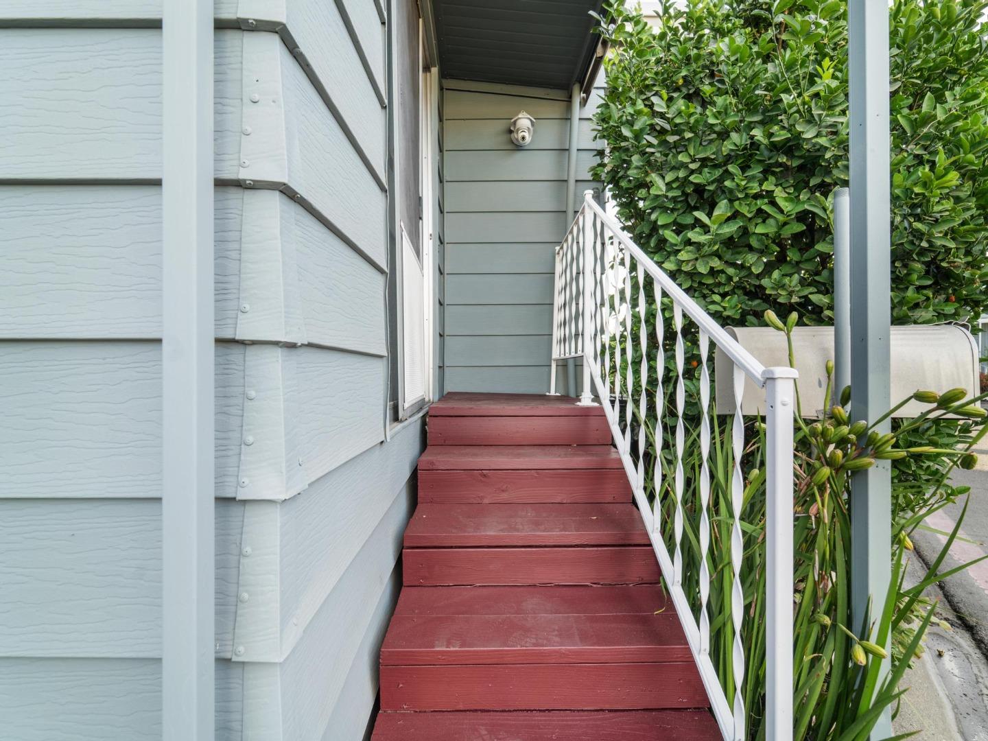 Detail Gallery Image 6 of 22 For 2150 Monterey Rd #128,  San Jose,  CA 95112 - 1 Beds | 1 Baths