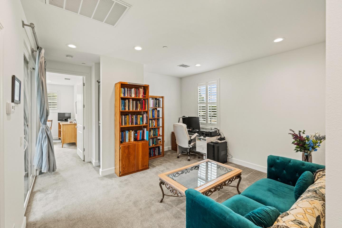 Detail Gallery Image 15 of 73 For 579 Rosa Monte Way, Marina,  CA 93933 - 4 Beds | 2/1 Baths