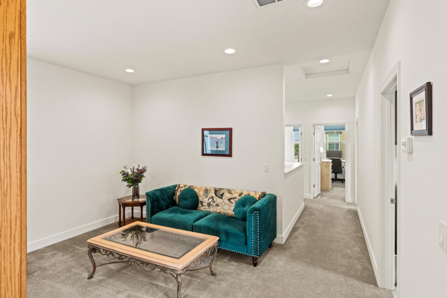 Detail Gallery Image 16 of 73 For 579 Rosa Monte Way, Marina,  CA 93933 - 4 Beds | 2/1 Baths