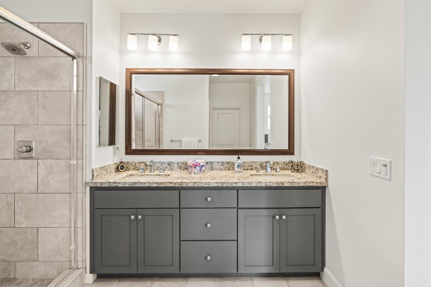 Detail Gallery Image 22 of 73 For 579 Rosa Monte Way, Marina,  CA 93933 - 4 Beds | 2/1 Baths