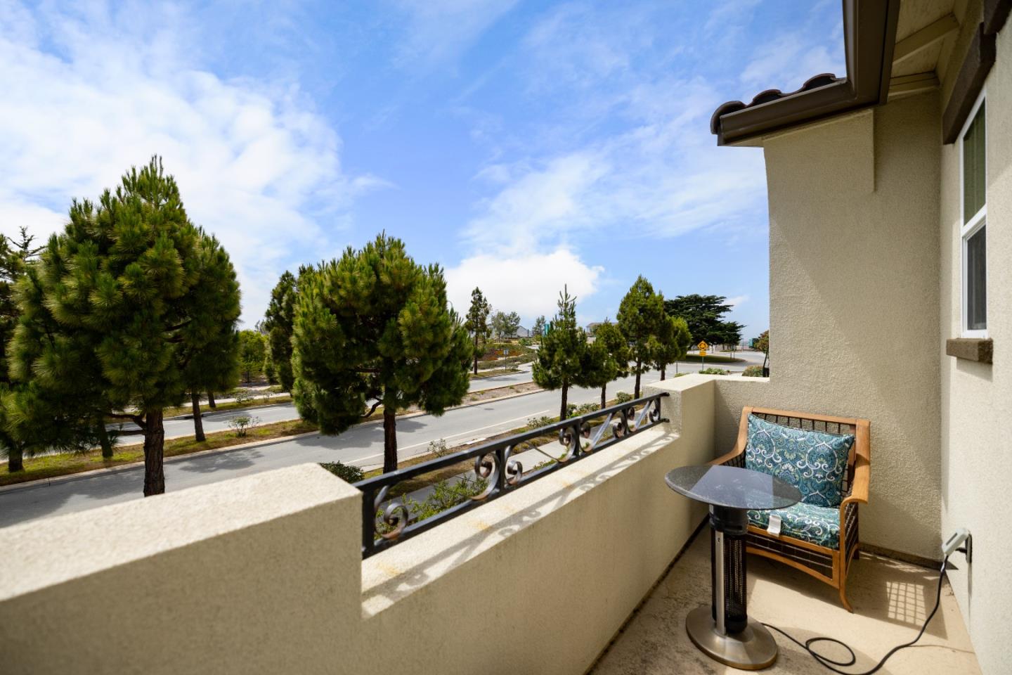 Detail Gallery Image 32 of 73 For 579 Rosa Monte Way, Marina,  CA 93933 - 4 Beds | 2/1 Baths