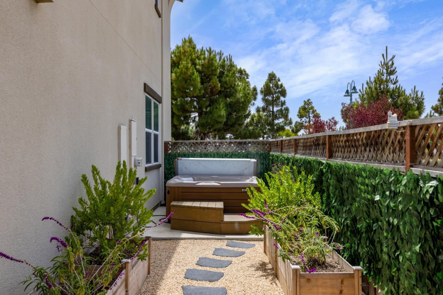 Detail Gallery Image 41 of 73 For 579 Rosa Monte Way, Marina,  CA 93933 - 4 Beds | 2/1 Baths